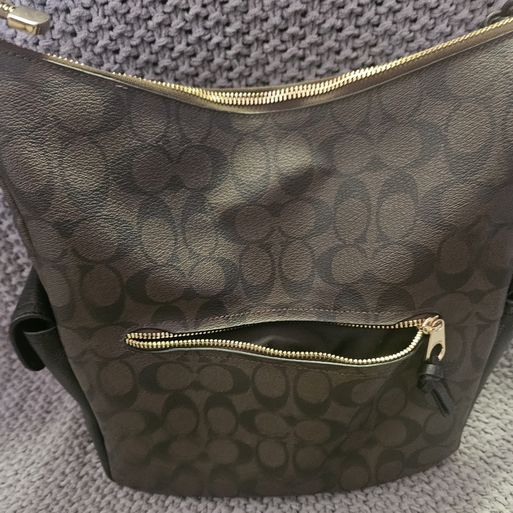 Authentic Coach Signature Pennie Shoulder Bag - Picture 12 of 16